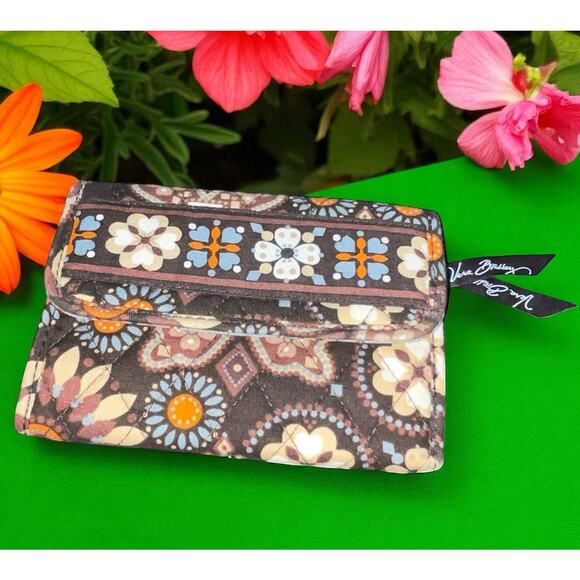 Vera Bradley Retired Canyon Floral Trifold Wallet Snap Zip Purse Clutch Quilted - Picture 13 of 13